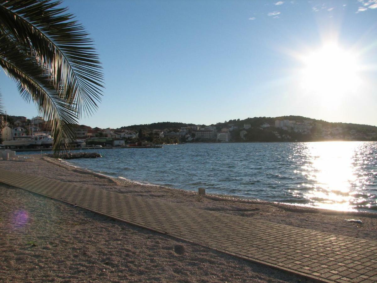 Casa Zorana-Alba Apartments Trogir Exterior photo